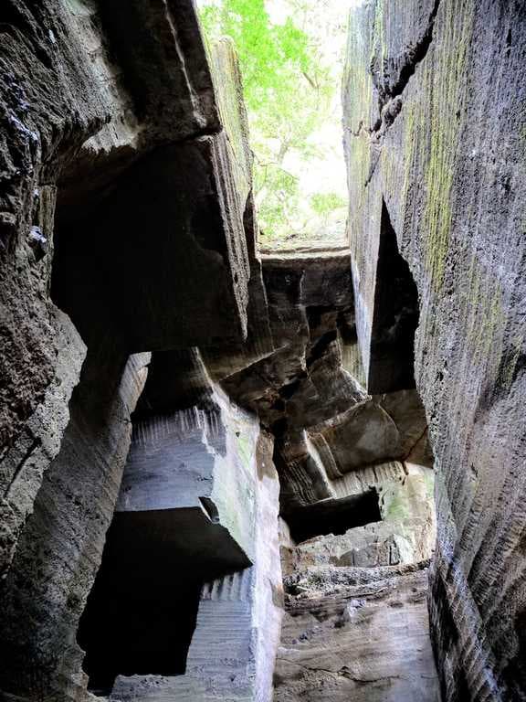 【R5/1 現在閉鎖】カノー伝説/ネシアの旅人（CAMP&NATURE TOUR） - 江戸時代の産業遺産『石切り場』がある１日限定3組のアドベンチャーフィールドです！