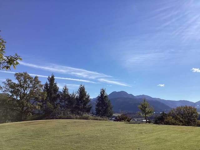 九重山麓 風の丘