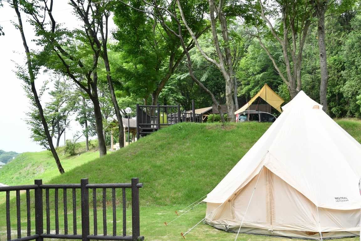 北山公園 - 自然の中での爽やかなアウトドアを体験。笠間市内を一望できる展望台や長さ161mのローラー滑り台にワクワクが止まらない！