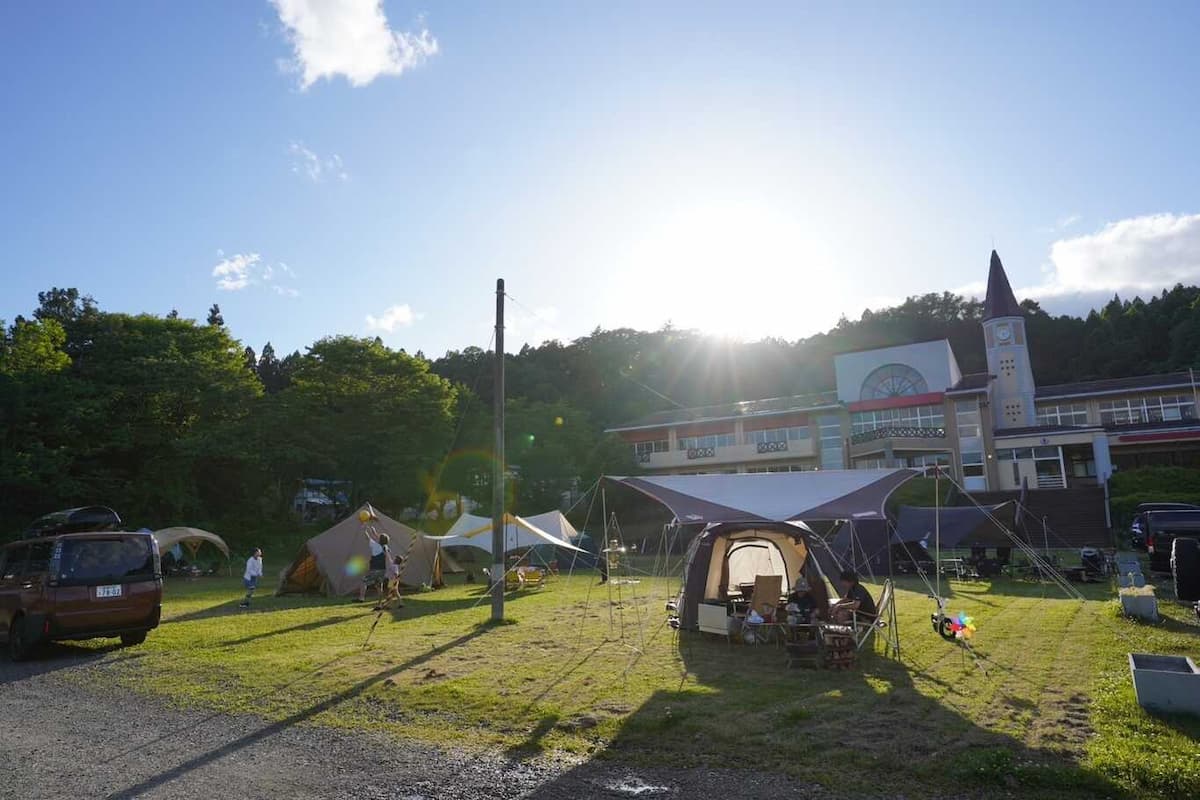 HASEKURA CAMP FIELD - 大人も子供も安心して過ごせるキャンプ場。校舎も出入り自由！ワイナリーやカフェ、産直も併設しているので楽しみ方色々！仙台市と山形市から約1時間！