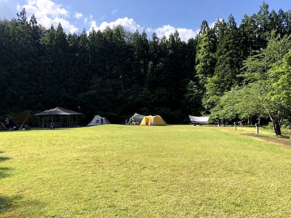 たびのCAMPINGBASE 加美ゆーらんど - 川のせせらぎを聞きながら、ゆったりしたお時間を過ごせるキャンプ場