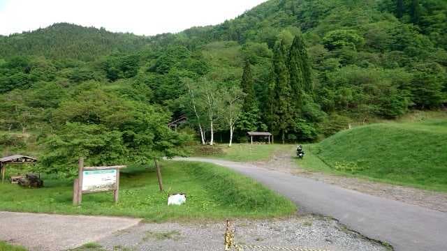 逆水キャンプ場 - 氷ノ山中腹で本格アウトドア