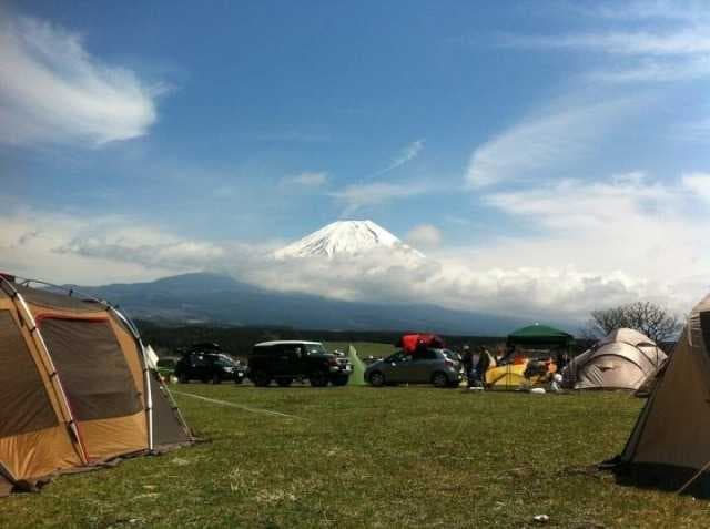 朝霧高原オートキャンプ場 - 富士山の麓、朝霧高原の林間にあるオートキャンプ場