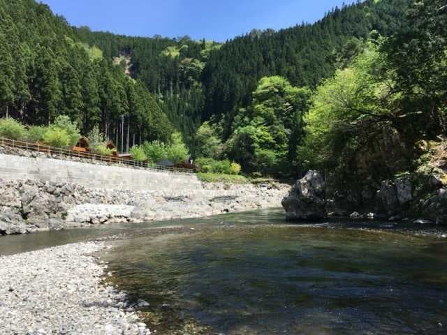 円空の里 なごみ村キャンプ場 - 澄んだ川で水遊び♪