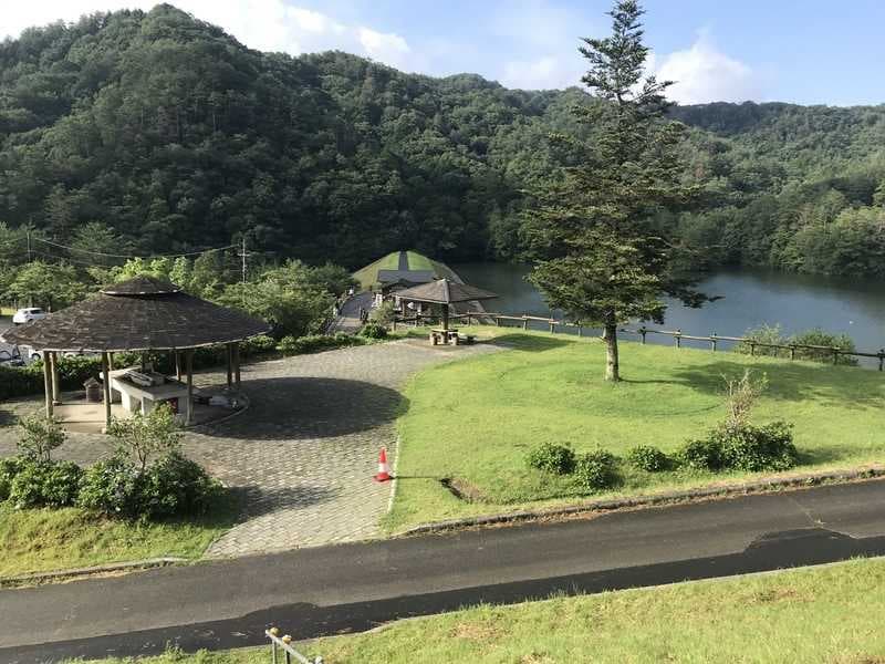 香六ダム公園 - ダム湖を中心とした景観が魅力