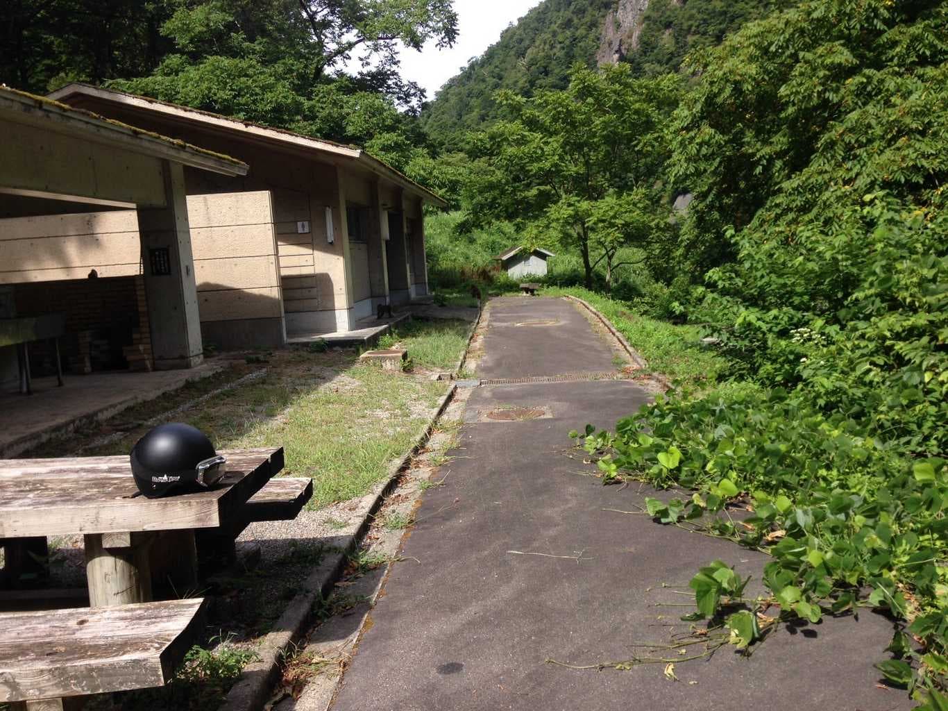 【R2現在閉鎖中】中宮温泉野営場